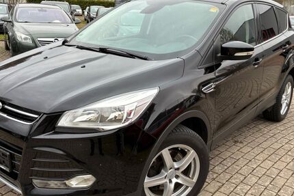 Ford Kuga 198.100 km 8.888 &euro; Lennestadt (Meggen)…. 57368