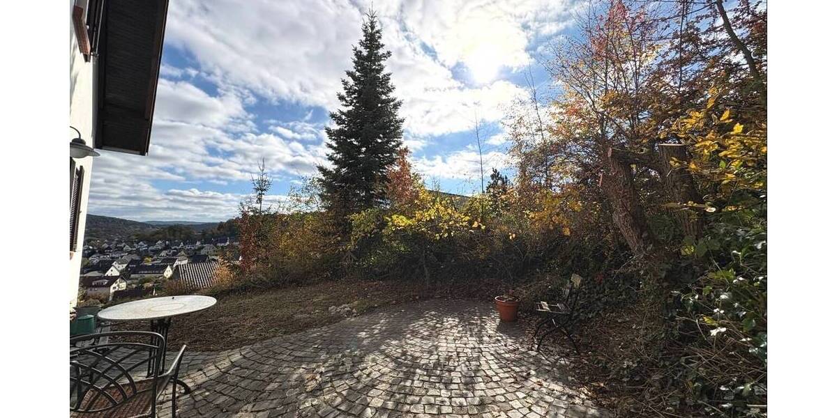 Einfamilienhaus Dillenburg - 4 Zimmer, 135 m&sup2;, 279.000&euro; | Angebot:25730409