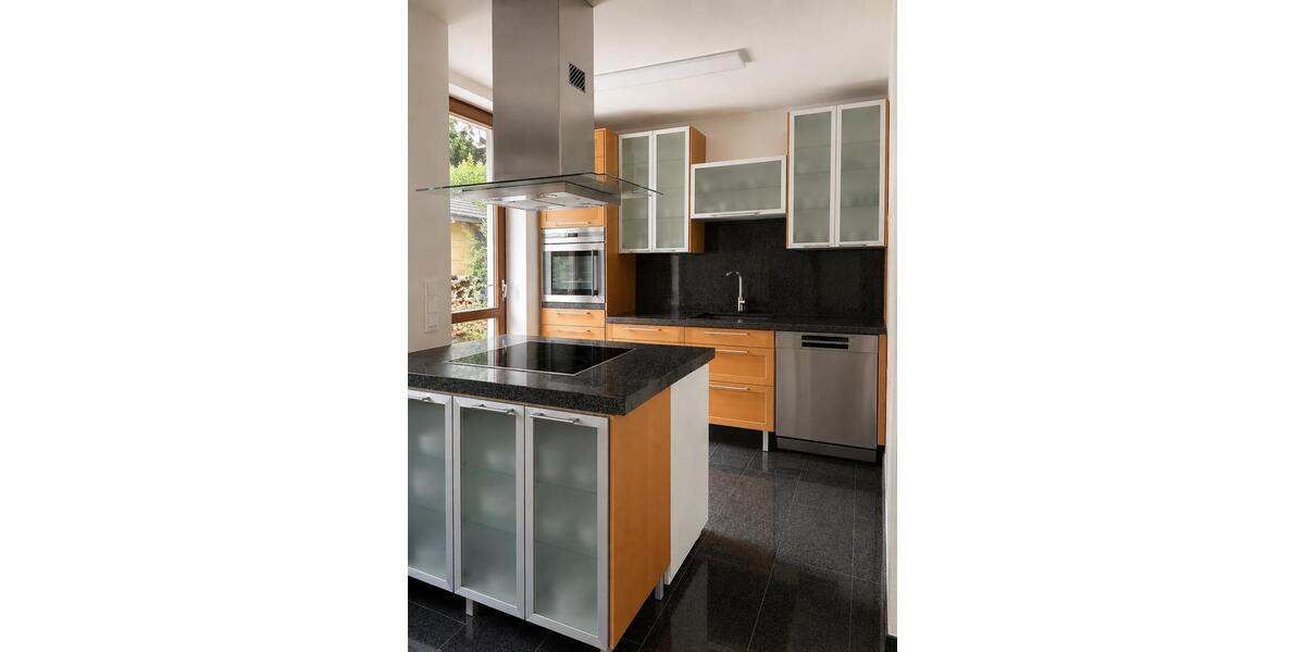 Doppelhaushälfte Lennestadt - 7.5 Zimmer, 145 m&sup2;, 379.000&euro; | Angebot:27048330
