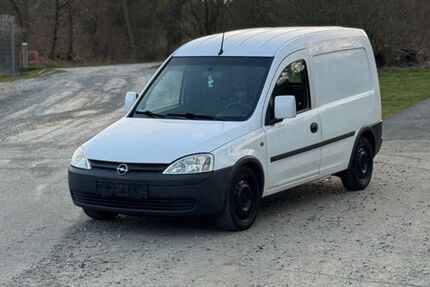 Opel Combo 233.000 km 1.050 &euro; Herborn 35745