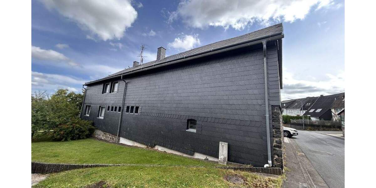 Einfamilienhaus Breitscheid-Gusternhain Gusternhain - 7 Zimmer, 188 m&sup2;, 159.000&euro; | Angebot:25685047