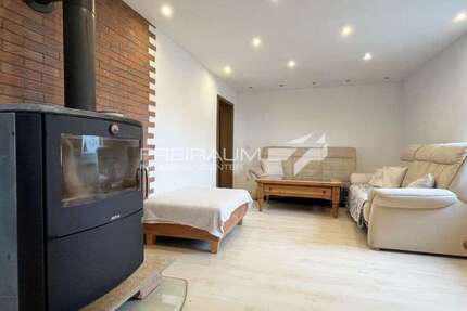 Haus Netphen / Irmgarteichen Irmgarteichen - 6 Zimmer, 211 m&sup2;, 199.000&euro; | Angebot:23420310