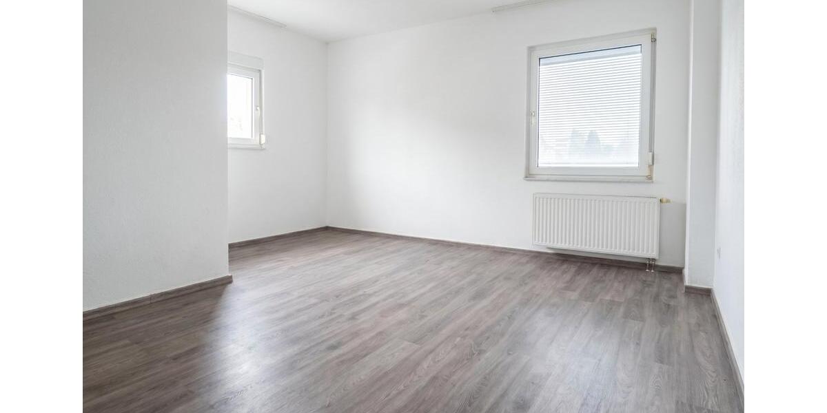 Etagenwohnung Siegen Dillnhütten - 2 Zimmer, 92 m&sup2;, 550&euro; | Angebot:26468213