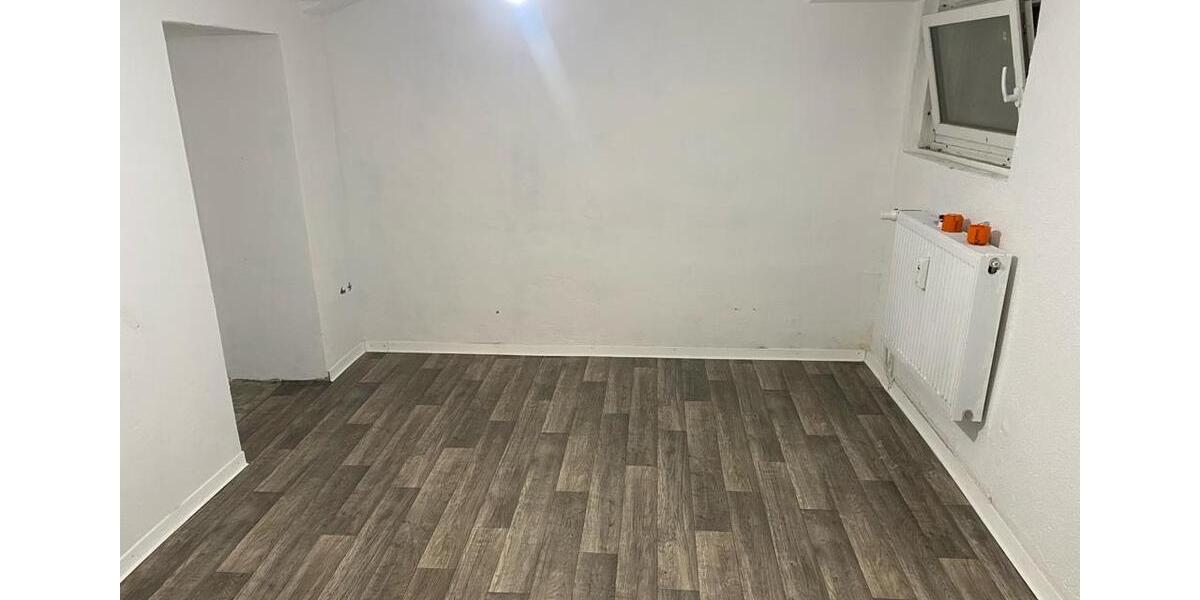 Etagenwohnung Kirchen (Sieg) - 2 Zimmer, 40 m&sup2;, 230&euro; | Angebot:25253760