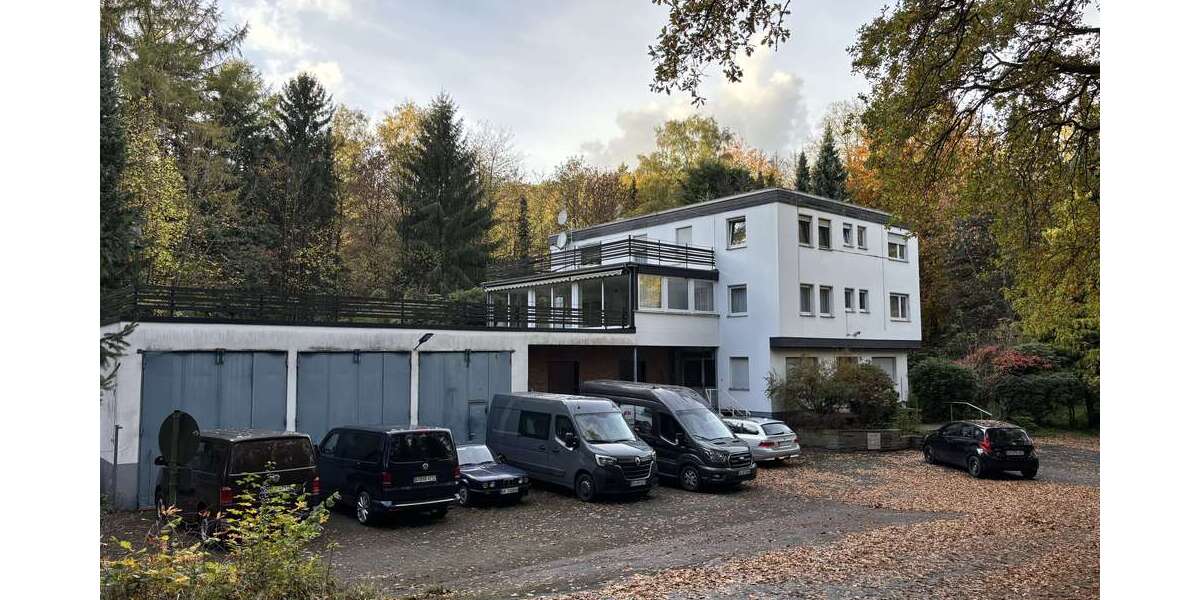 Einfamilienhaus Waldbröl - 10 Zimmer, 383 m&sup2;, 529.000&euro; | Angebot:23556791