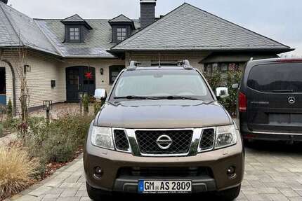 Nissan Navara 198.000 km 10.900 &euro; Reichshof 51580