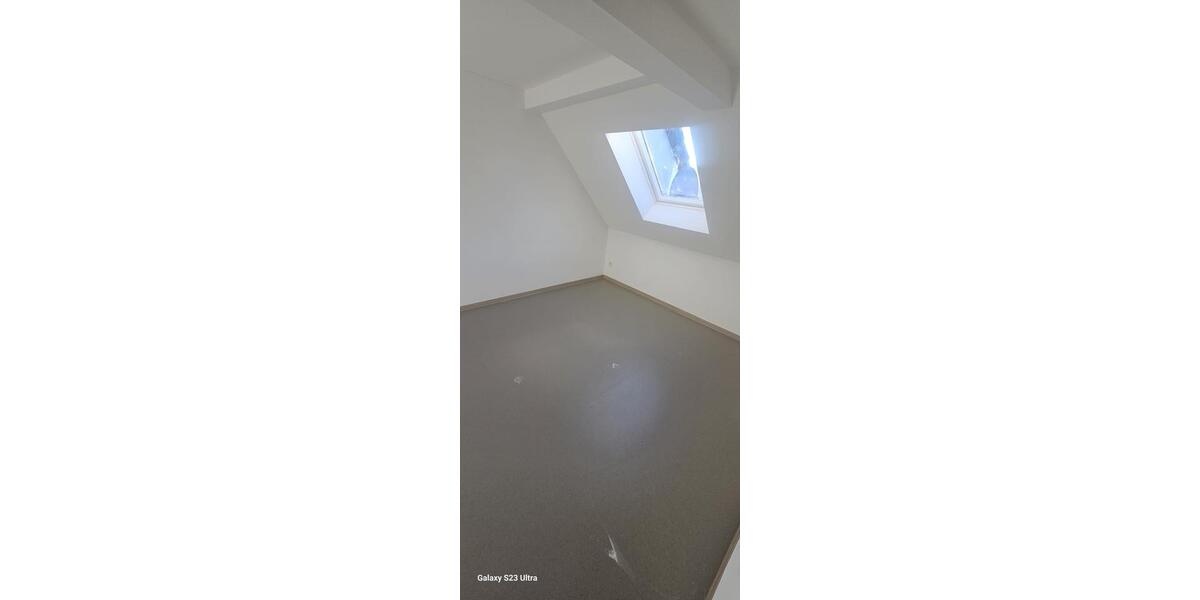 Etagenwohnung Rennerod - 5 Zimmer, 120 m&sup2;, 1.000&euro; | Angebot:24976233