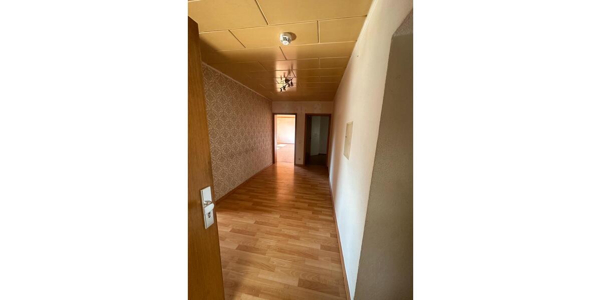 Etagenwohnung Siegen Kaan-Marienborn - 5 Zimmer, 109 m&sup2;, 980&euro; | Angebot:25784068