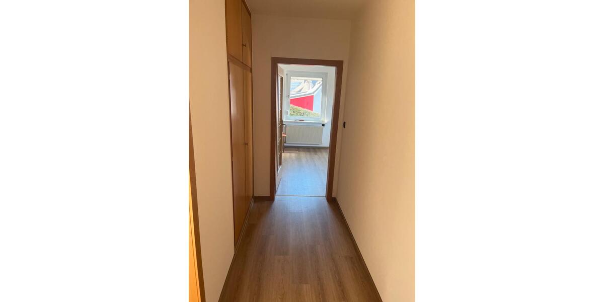 Etagenwohnung Siegen Kaan-Marienborn - 2 Zimmer, 65 m&sup2;, 580&euro; | Angebot:26481280