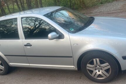 VW Golf 245.200 km 1.690 &euro; Netphen 57250