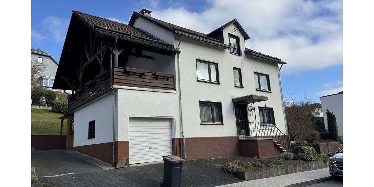 Einfamilienhaus Siegen Dillnhütten - 6 Zimmer, 179 m&sup2;, 245.000&euro; | Angebot:25868376
