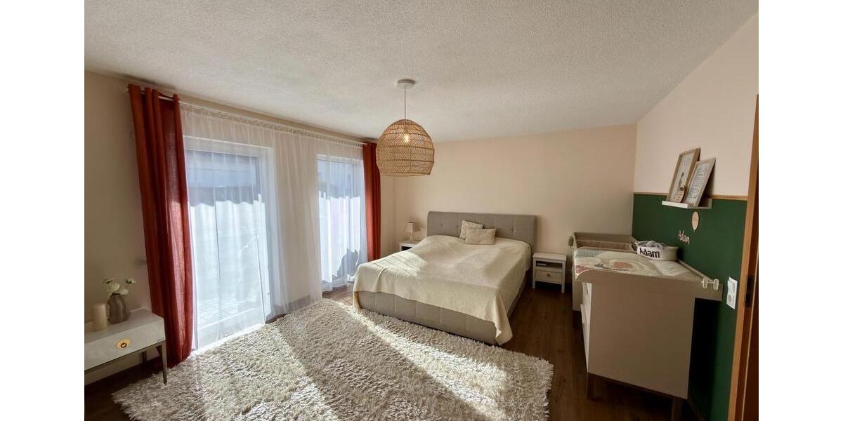 Doppelhaushälfte Bad Laasphe - 6 Zimmer, 140 m&sup2;, 295.000&euro; | Angebot:25408072