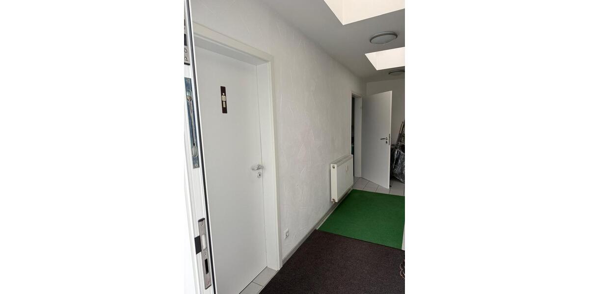 Erdgeschoßwohnung Haiger - 5 Zimmer, 190 m&sup2;, 1.000&euro; | Angebot:24590564