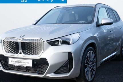 BMW iX1 23.556 km 53.890 &euro; Waldbröl 51545