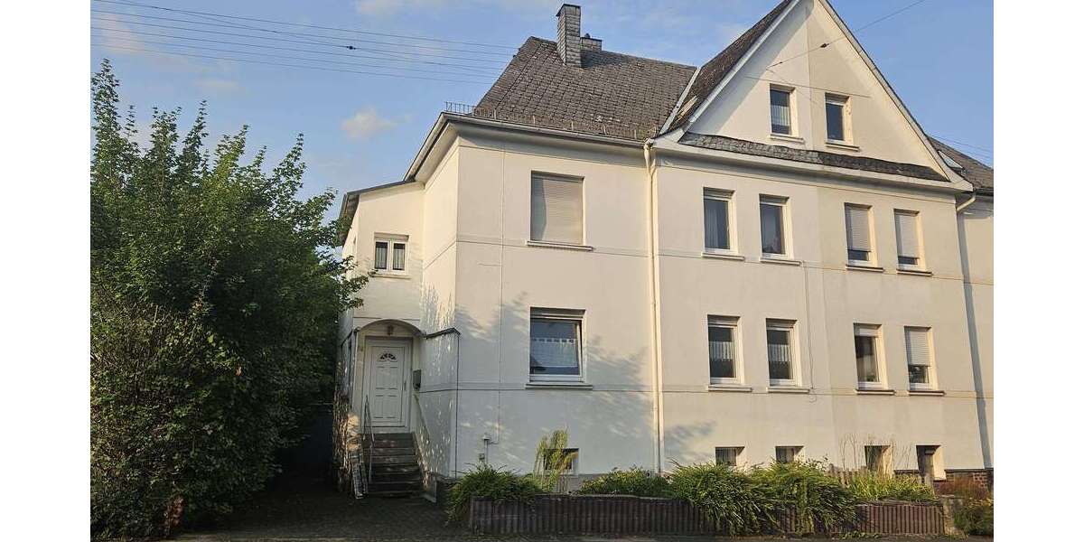 Einfamilienhaus Siegen Dillnhütten - 8 Zimmer, 162 m&sup2;, 225.000&euro; | Angebot:26663984