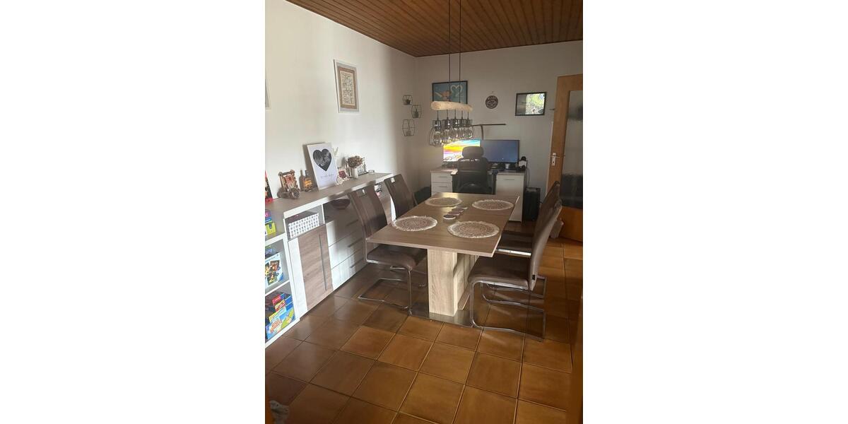 Erdgeschoßwohnung Netphen - 3.5 Zimmer, 89 m&sup2;, 680&euro; | Angebot:25988626