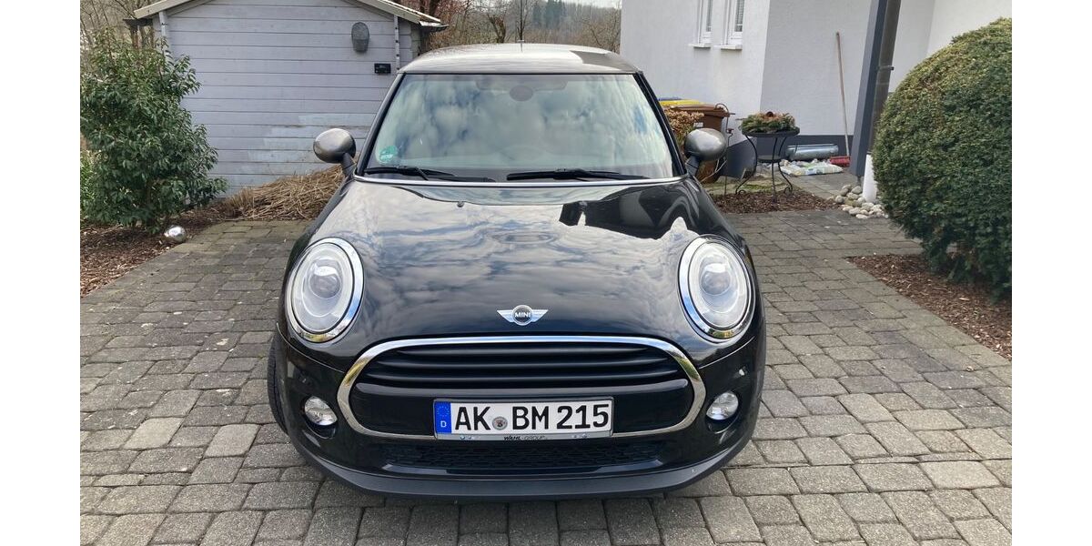 Mini Cooper 80.100 km 12.200 &euro; Kirchen 57548