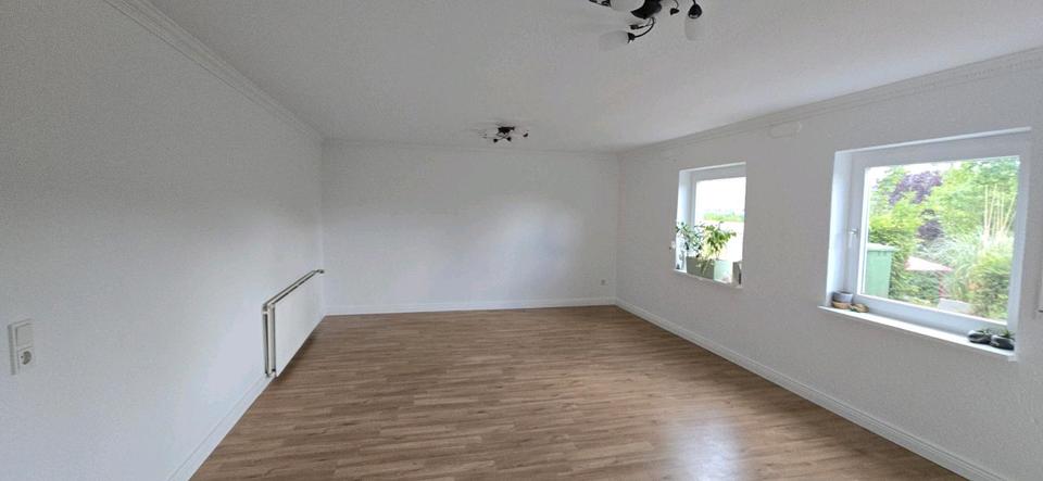 Etagenwohnung Dietzhölztal - 3 Zimmer, 100 m&sup2;, 700&euro; | Angebot:25960498