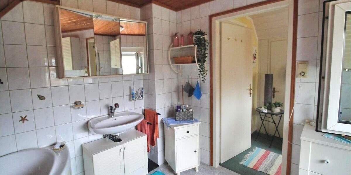 Einfamilienhaus Kirchen Freusburg - 5 Zimmer, 153 m&sup2;, 269.000&euro; | Angebot:25741644