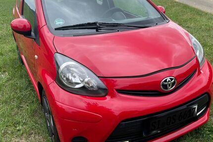 Toyota Aygo (X) 101.000 km 3.990 &euro; Kreuztal 57223