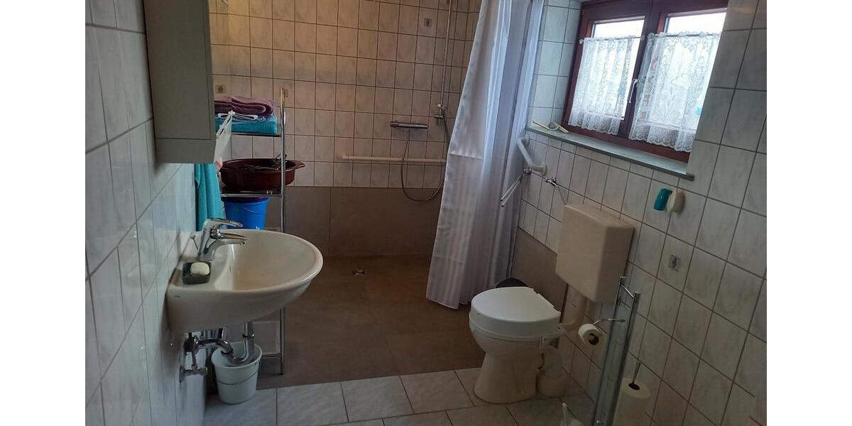 Einfamilienhaus Hellenhahn-Schellenberg Schellenberg - 7 Zimmer, 166 m&sup2;, 239.000&euro; | Angebot:24849900