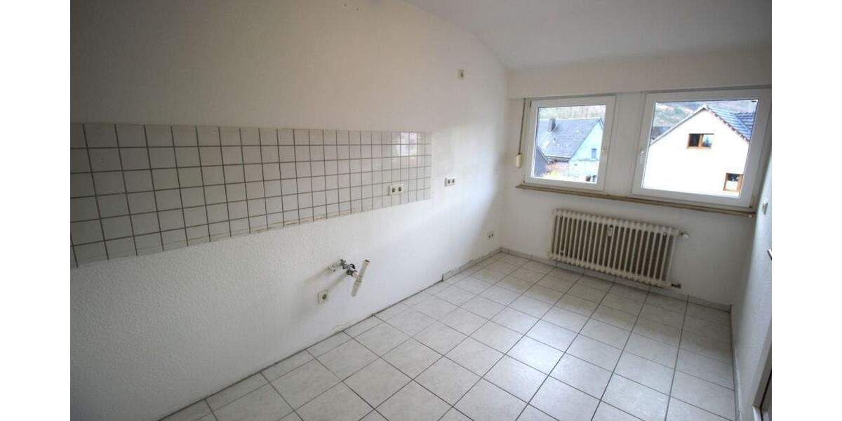 Etagenwohnung Lennestadt Langenei - 4 Zimmer, 126 m&sup2;, 700&euro; | Angebot:25836196