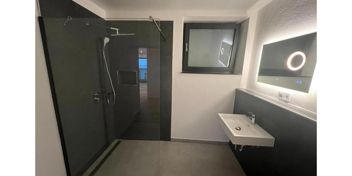Terrassenwohnung Breitscheid - 2 Zimmer, 75 m&sup2;, 750&euro; | Angebot:26645373