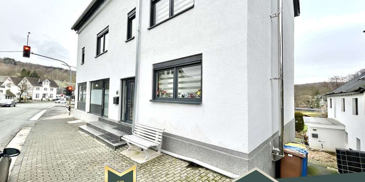 Einfamilienhaus Burbach - 7 Zimmer, 259 m&sup2;, 291.000&euro; | Angebot:19250099