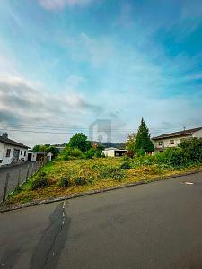 IHR IDYLLISCHES EIGENHEIM BEGINNT HIER - Grundstück Unnau | Angebot:25906737