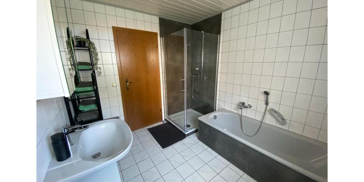 Erdgeschoßwohnung Unnau - 2.5 Zimmer, 78 m&sup2;, 700&euro; | Angebot:25842217