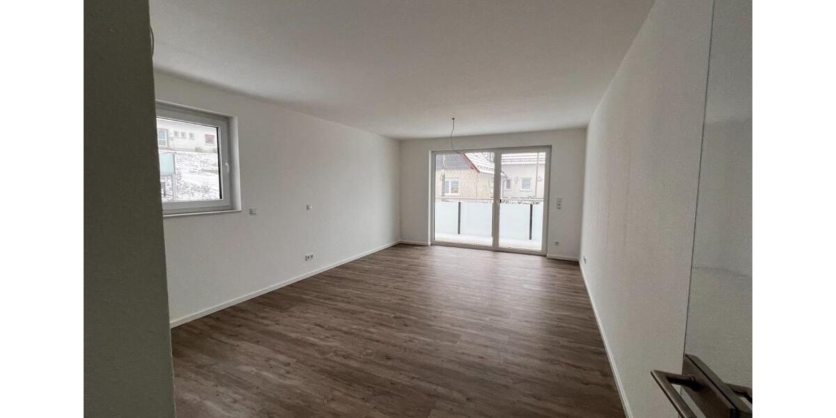 Etagenwohnung Siegen - 2 Zimmer, 60 m&sup2;, 680&euro; | Angebot:25806766