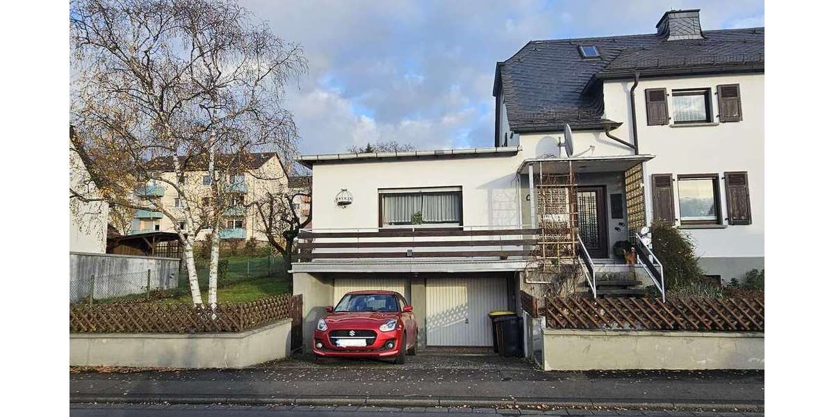 Einfamilienhaus Herborn / Heesen Heesen - 6 Zimmer, 115 m&sup2;, 220.000&euro; | Angebot:27002201