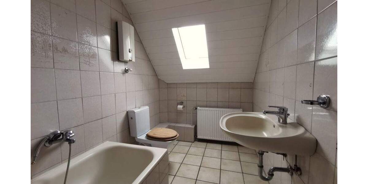 Einfamilienhaus Bretthausen - 6 Zimmer, 148 m&sup2;, 165.000&euro; | Angebot:25685057