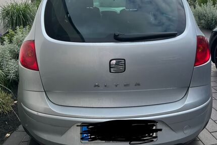 Seat Altea 120.000 km 3.000 &euro; Weitefeld 57586