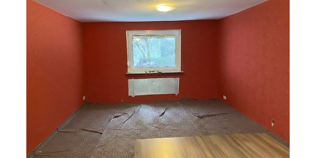 Einfamilienhaus Weitefeld - 5 Zimmer, 124 m&sup2;, 150.000&euro; | Angebot:25685049