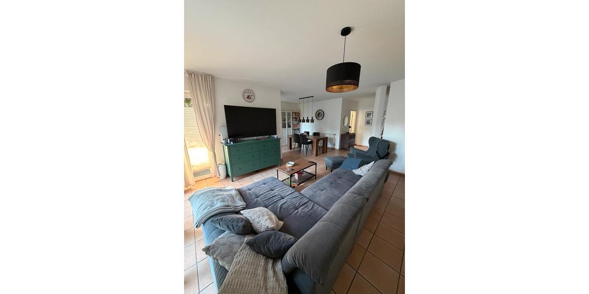 Etagenwohnung Haiger - 3 Zimmer, 85 m&sup2;, 830&euro; | Angebot:26663197