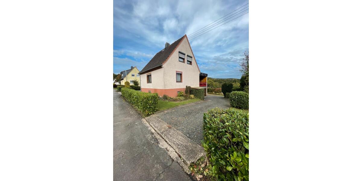 Einfamilienhaus Kreuztal - 2 Zimmer, 150 m&sup2;, 249.000&euro; | Angebot:25070806