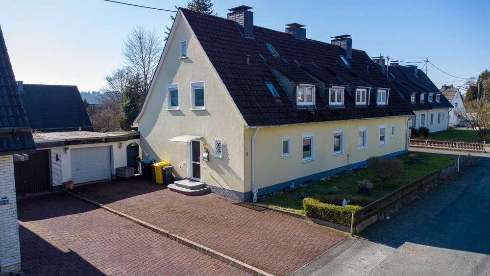 Einfamilienhaus Kreuztal - 5 Zimmer, 105 m&sup2;, 199.000&euro; | Angebot:24780001