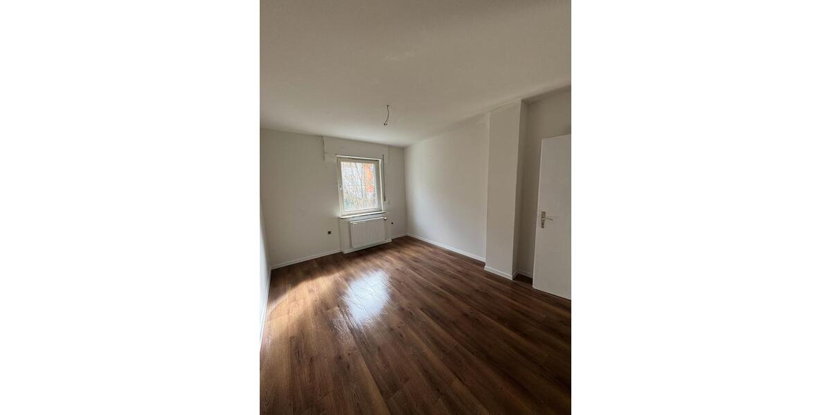 Etagenwohnung Siegen Weidenau - 2 Zimmer, 65 m&sup2;, 680&euro; | Angebot:25612783