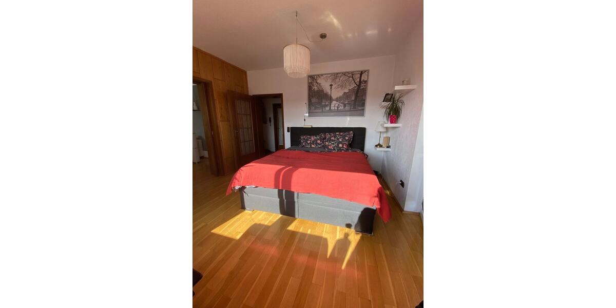 Erdgeschoßwohnung Siegen - 3 Zimmer, 85 m&sup2;, 892&euro; | Angebot:25891434