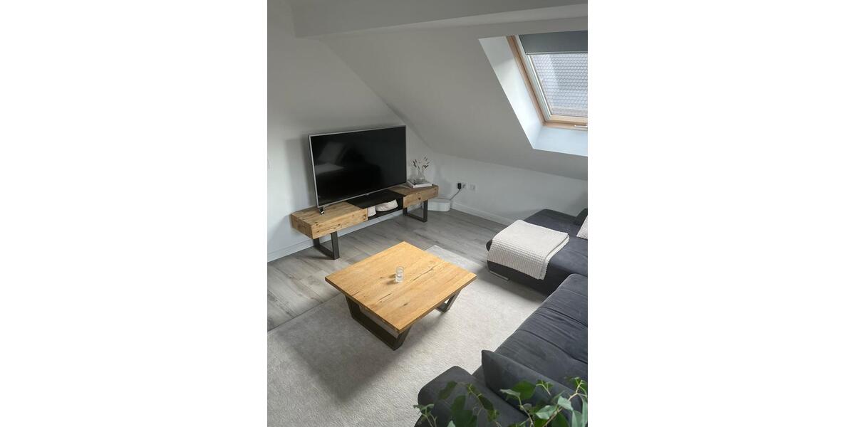 Dachgeschoßwohnung Herborn - 4 Zimmer, 100 m&sup2;, 900&euro; | Angebot:24868885