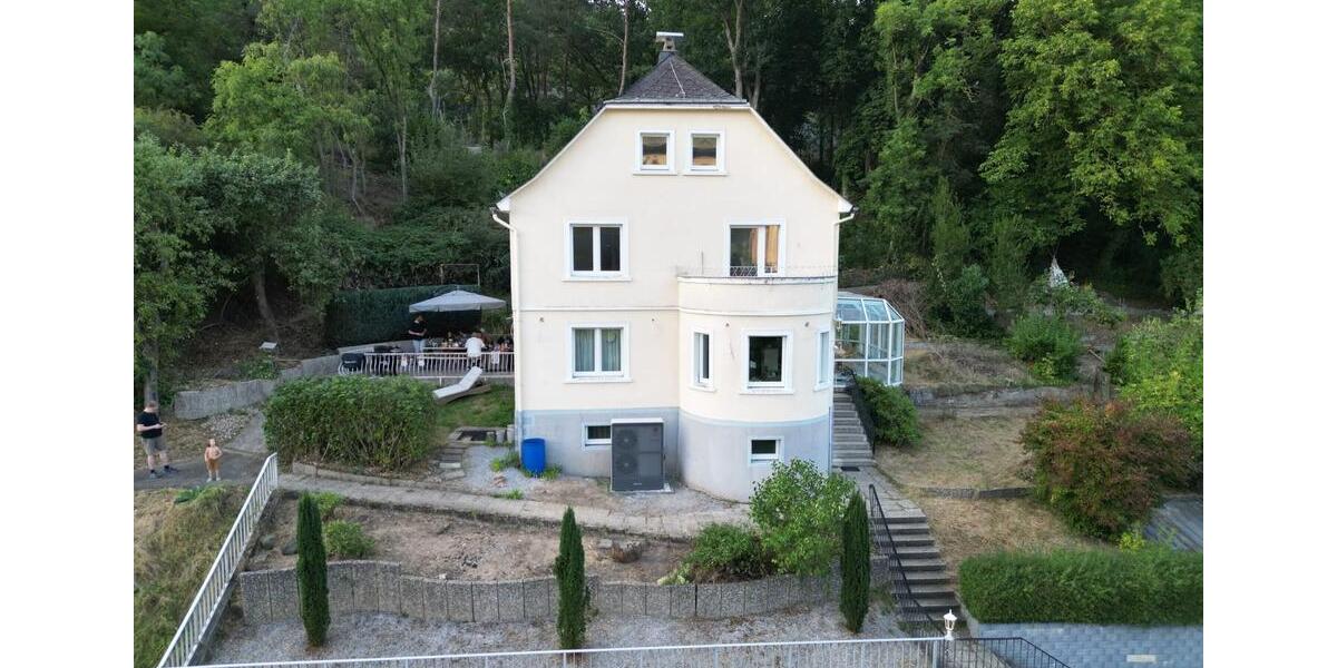 Etagenwohnung Haiger - 3 Zimmer, 95 m&sup2;, 800&euro; | Angebot:26015740