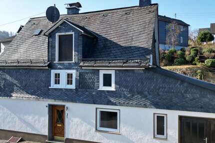 Haus Siegen Eiserfeld - 5 Zimmer, 111 m&sup2;, 265.000&euro; | Angebot:23053186