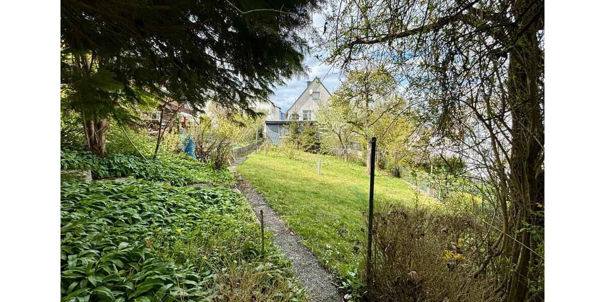 Einfamilienhaus Siegen Weidenau - 6.5 Zimmer, 150 m&sup2;, 295.000&euro; | Angebot:26710364