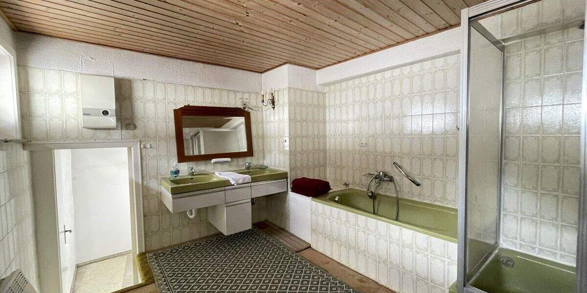 Mehrfamilienhaus, Wohnhaus Dillenburg / Nanzenbach Nanzenbach - 6 Zimmer, 127 m&sup2;, 179.000&euro; | Angebot:25665427