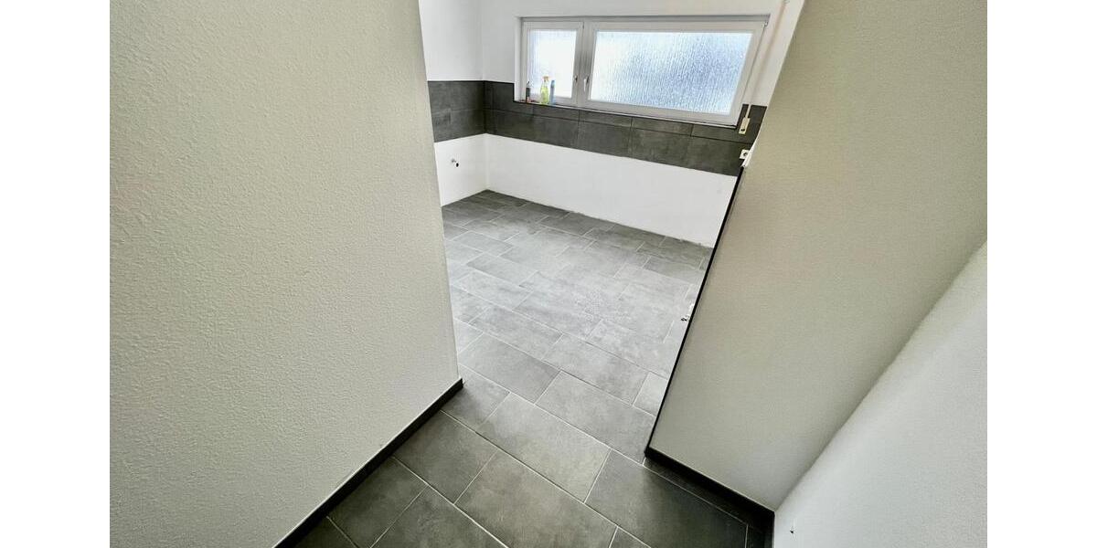 Etagenwohnung Wilnsdorf - 6 Zimmer, 120 m&sup2;, 1.150&euro; | Angebot:25882213