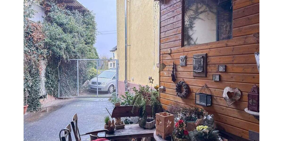 Bauernhaus, Landhaus Hachenburg VG - 7 Zimmer, 160 m&sup2;, 220.000&euro; | Angebot:25691949