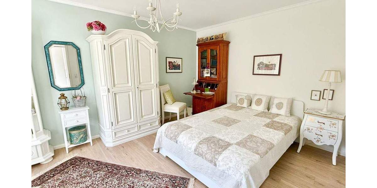 Einfamilienhaus Hachenburg - 7 Zimmer, 219 m&sup2;, 580.000&euro; | Angebot:25738118