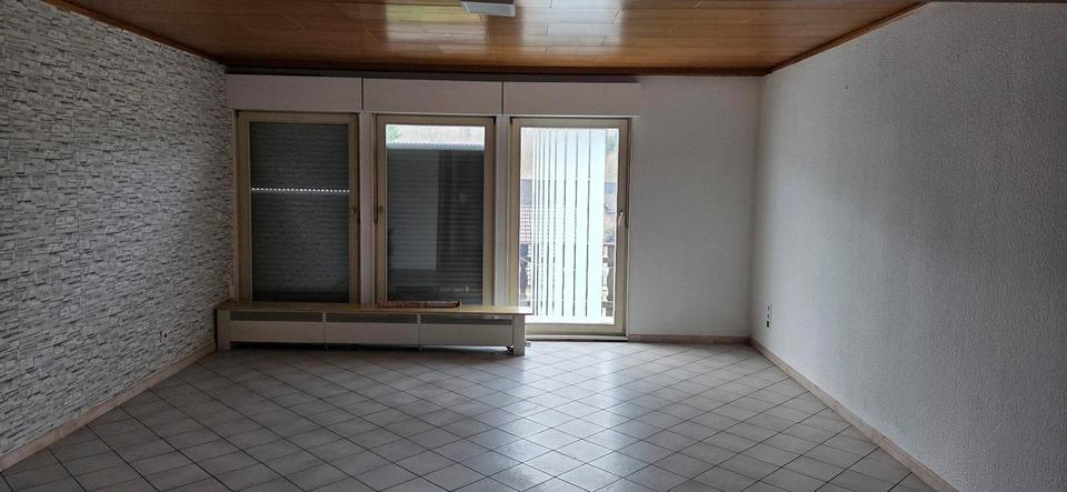 Erdgeschoßwohnung Hilchenbach - 1.5 Zimmer, 45 m&sup2;, 550&euro; | Angebot:25943731