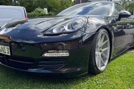 Porsche Panamera 172.000 km 22.980 &euro; Roth 57539